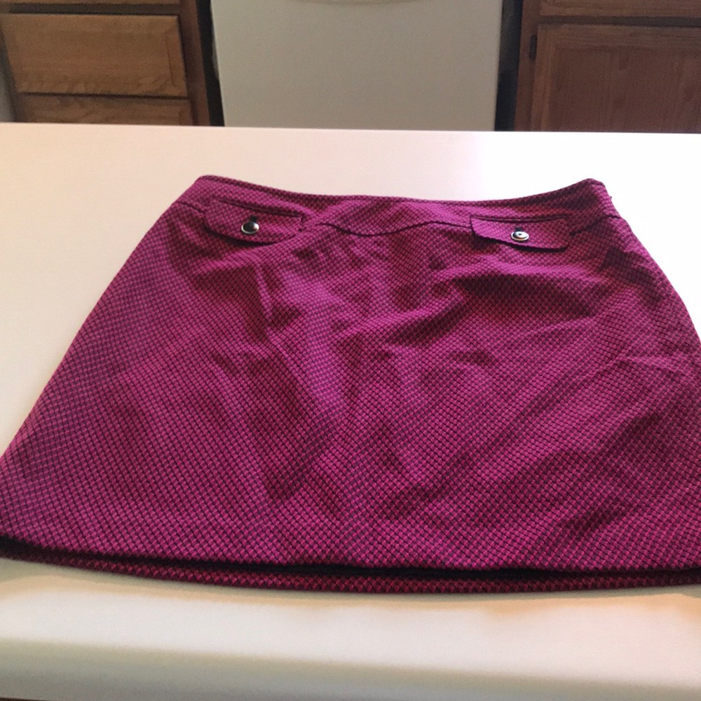 Gorgeous magenta lined skirt